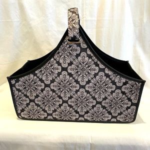 Thirty-one tote.  Collapsible.